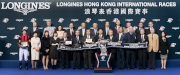 Group photo at the presentation ceremony of the LONGINES Hong Kong Cup.