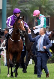 Photo 5, 6, 7<br>
Delighted connections of Highland Reel celebrate the success in the LONGINES Hong Kong Vase.
