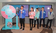 Lucky Stars Louis Cheung and Grace Chan engage in mini games with jockeys Derek Leung, Chad Schofield and Jack Wong and test their luck for the upcoming new year.