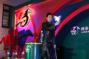 魔術表演疑幻疑真,令人咄咄稱奇
